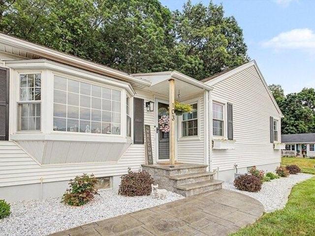 House for sale in Hampden, Massachusetts