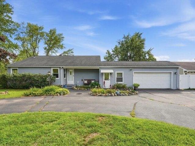 House for sale in Hampden, Massachusetts