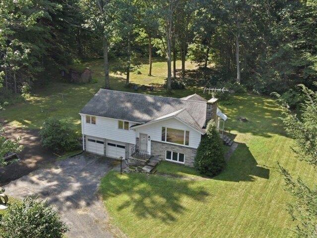 House for sale in Hampden, Massachusetts