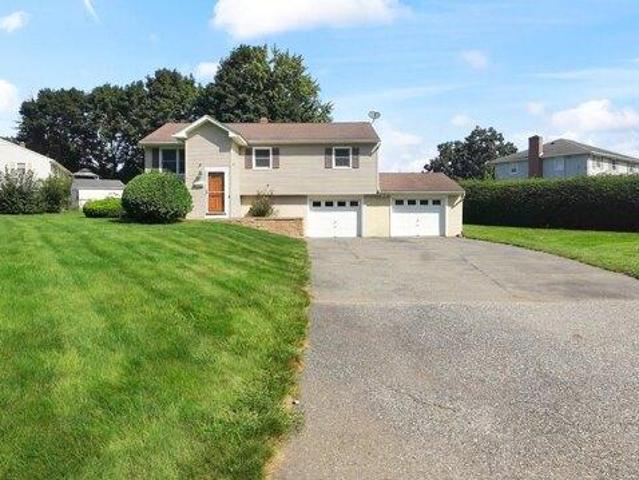 House for sale in Hampden, Massachusetts
