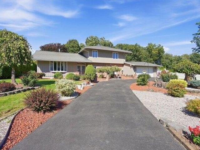 House for sale in Ludlow Center, Ludlow