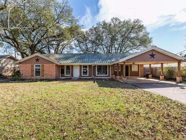 House for sale in Lufkin, Texas