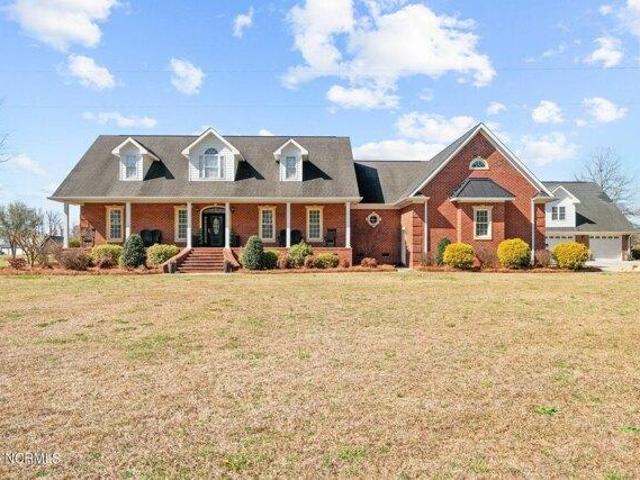 House for sale in Lumberton, North Carolina
