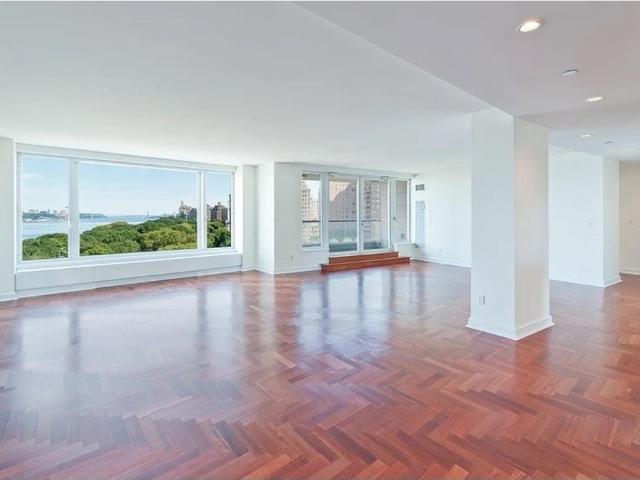 Apartment for sale in Arverne, New York