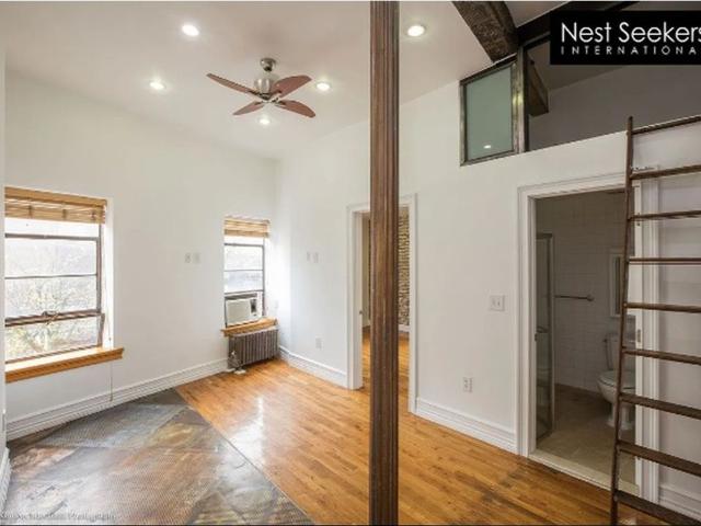 Apartment for rent in Newark