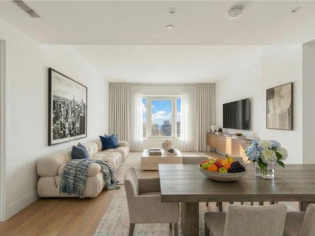 Apartment for sale in Arverne, New York