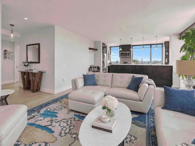 Apartment for sale in Manhattan Community Board 11, New York