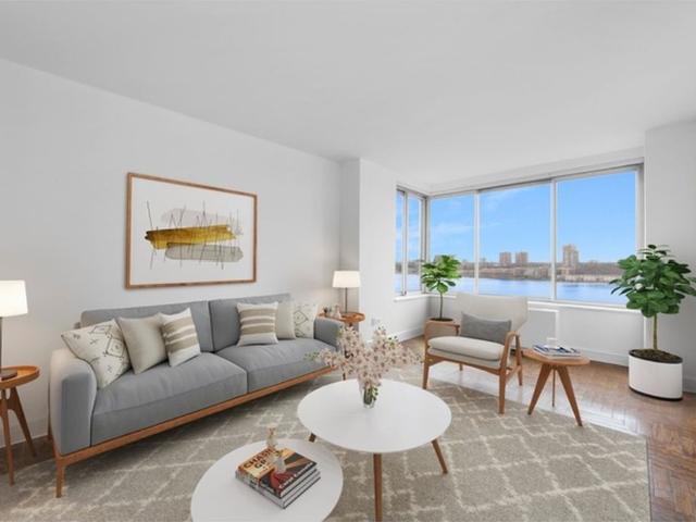 Apartment for sale in Arverne, New York