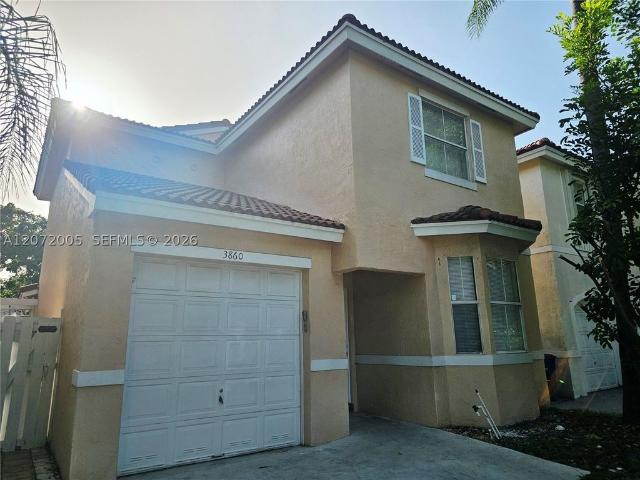 Townhouse for rent in Cooper City, Florida