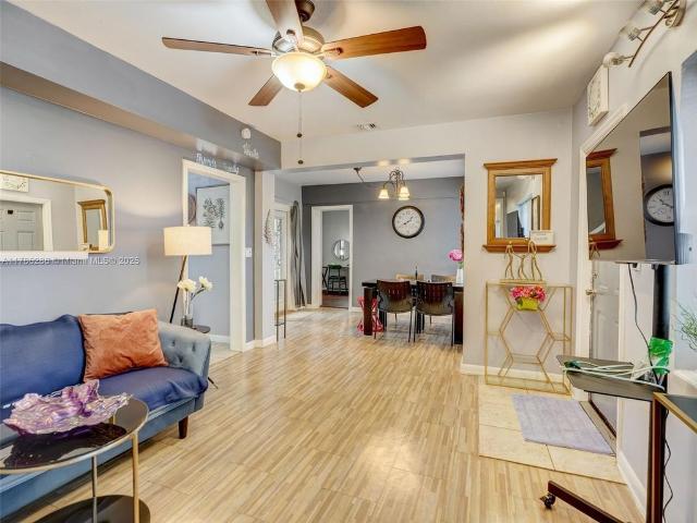 Townhouse for rent in Coral Gables