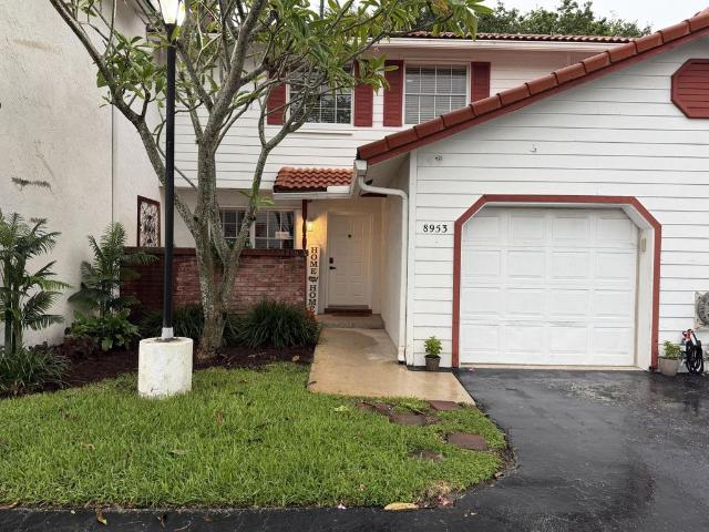 Townhouse for rent in Coral Springs, Florida