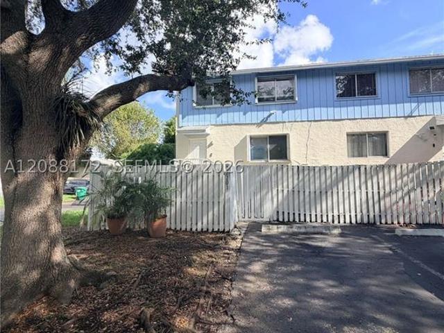 Townhouse for rent in Cutler Bay, Florida