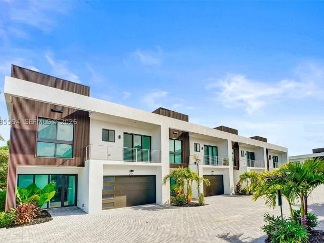 Townhouse for rent in Dania, Florida