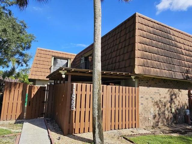 Townhouse for rent in Davie, Florida