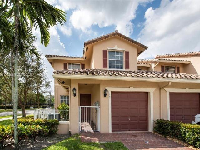 Townhouse for rent in Davie