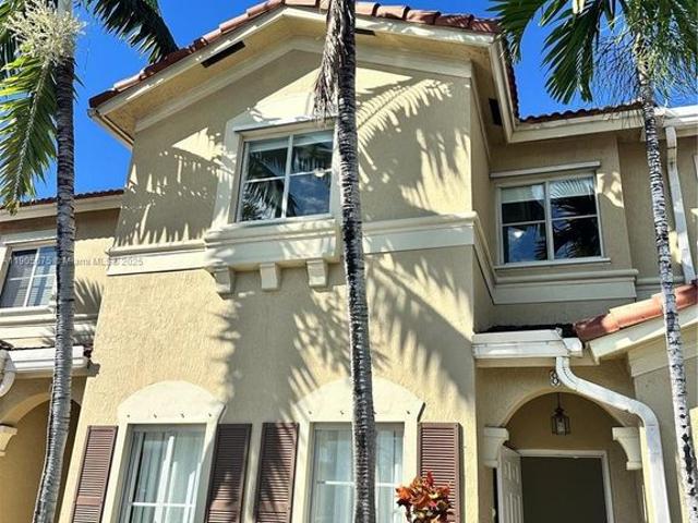 Townhouse for rent in Doral, Florida