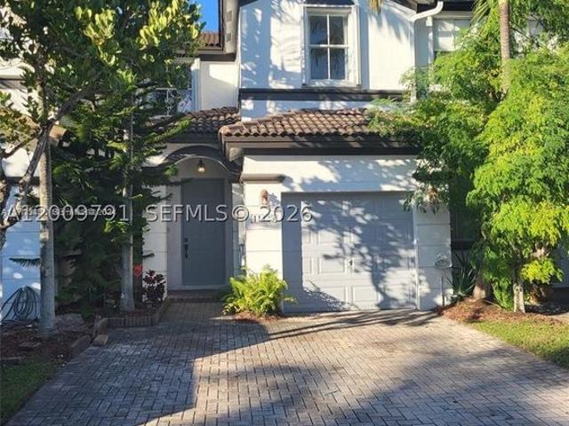 Townhouse for rent in Doral, Florida