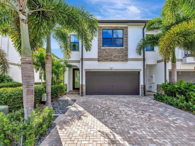 Townhouse for rent in Fort Lauderdale