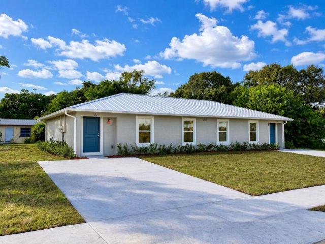 Townhouse for rent in Fort Pierce, Florida