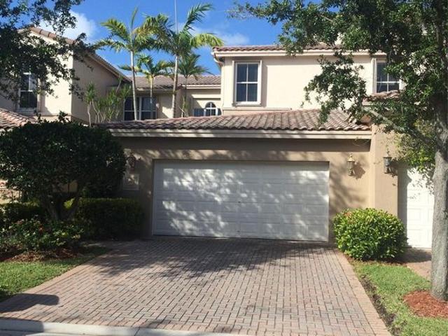 Townhouse for rent in Hollywood