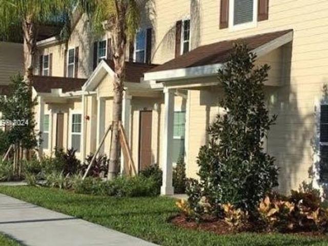 Townhouse for rent in Kissimmee