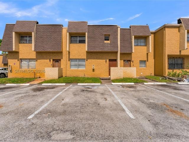 Townhouse for rent in Lauderhill, Florida
