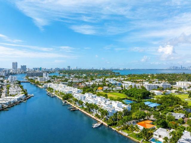 Townhouse for rent in Miami Beach, Florida