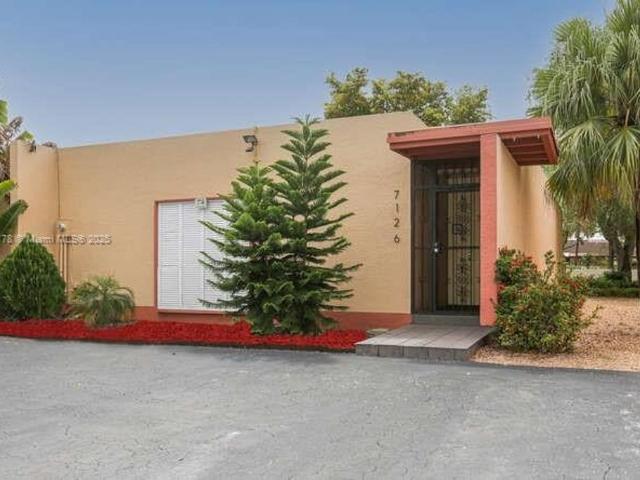 Townhouse for rent in Miami