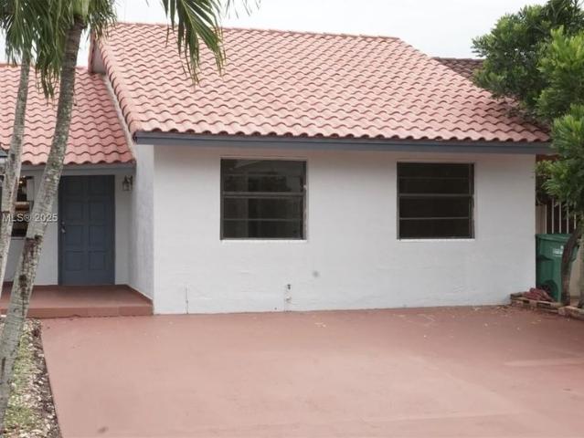 Townhouse for rent in Miami