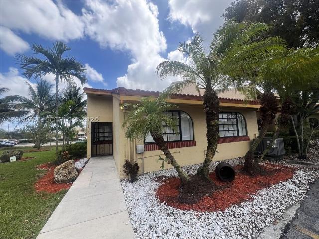 Townhouse for rent in Miami, Florida