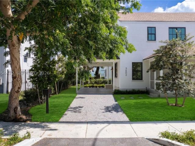 Townhouse for rent in Miami, Florida