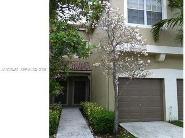 Townhouse for rent in Miramar, Florida