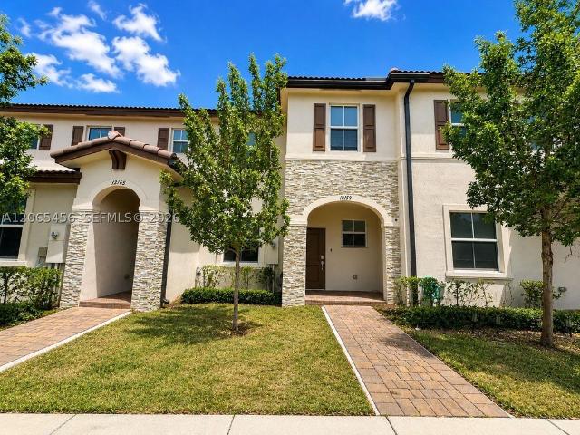 Townhouse for rent in North Miami, Florida