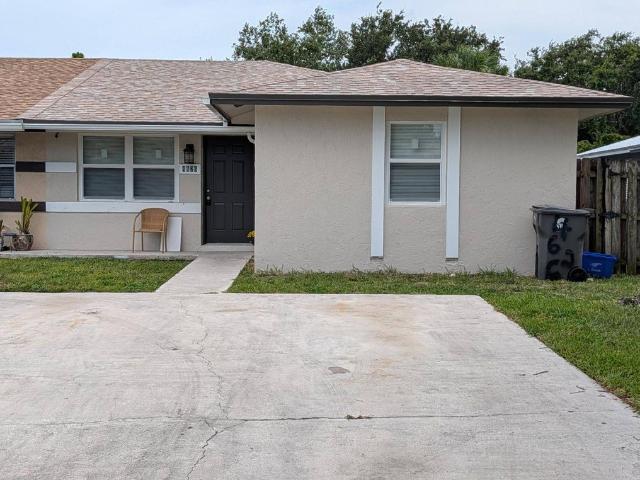Townhouse for rent in Florida