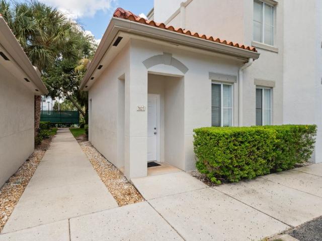 Townhouse for rent in Florida