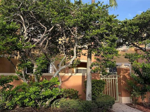 Townhouse for rent in Pembroke Pines