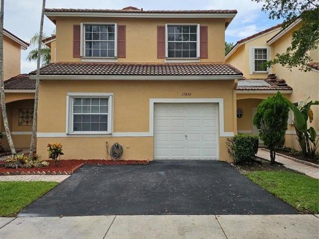 Townhouse for rent in Pembroke Pines