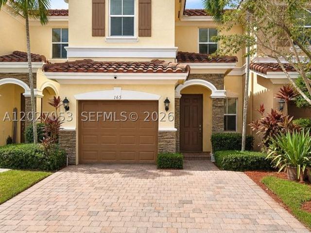 Townhouse for rent in Plantation, Florida