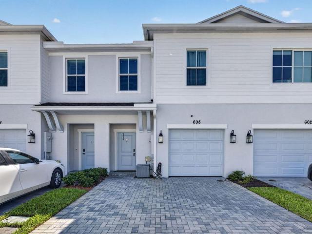 Townhouse for rent in Port Saint Lucie, Florida