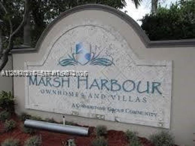 Townhouse for rent in Riviera Beach, Florida