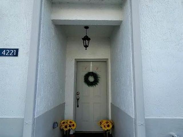 Townhouse for rent in West Hollywood