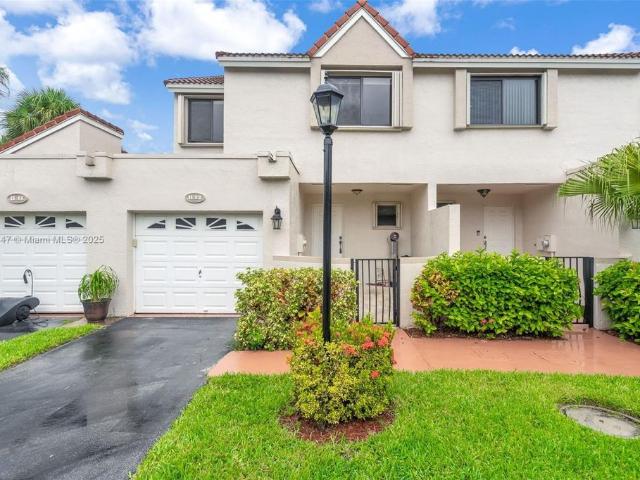 Townhouse for sale in Aventura