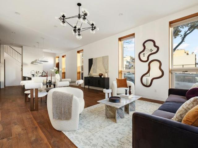 Townhouse for sale in Brooklyn