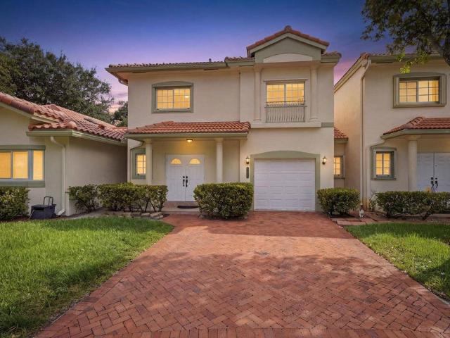 Townhouse for sale in Cooper City, Florida