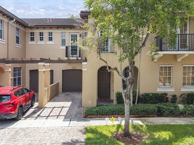 Townhouse for sale in Davie, Florida