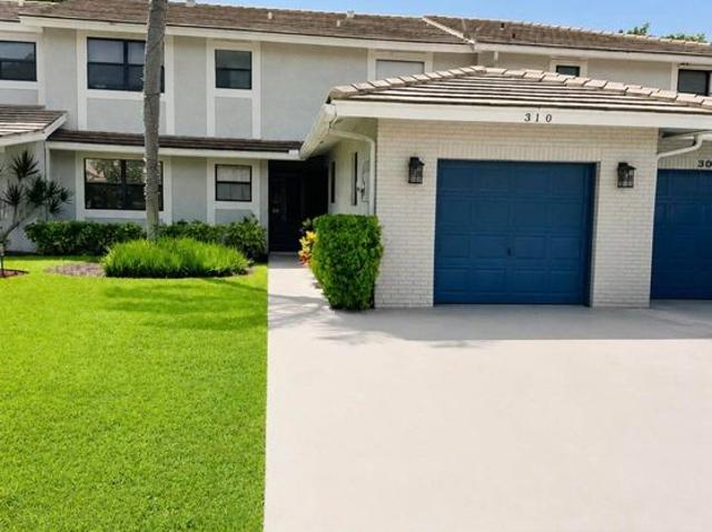 Townhouse for sale in Deerfield Beach, Florida
