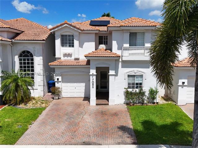 Townhouse for sale in Doral, Florida