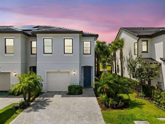 Townhouse for sale in Oakland Park