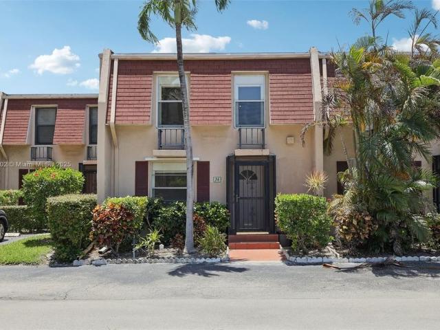 Townhouse for sale in Hallandale