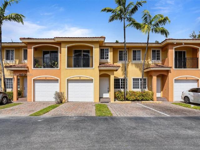 Townhouse for sale in Hallandale